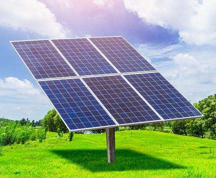 China and the United States lead the global PV installed capacity