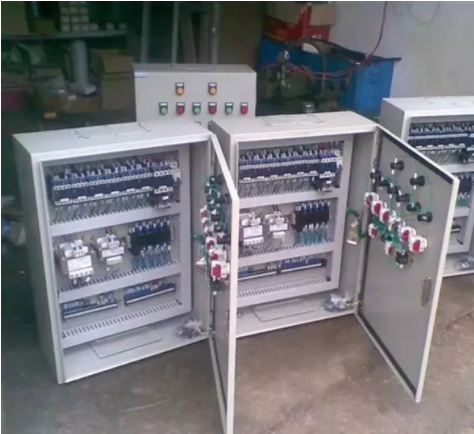 What is the difference between a power distribution cabinet and a power distribution box?