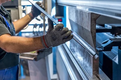 Industrial production rose steadily, and the economy continued to recover steadily