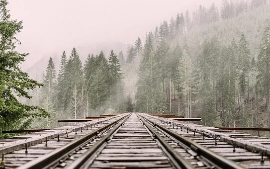 The railway construction and operation market is fully liberalized, and the listing of high-quality assets accelerates